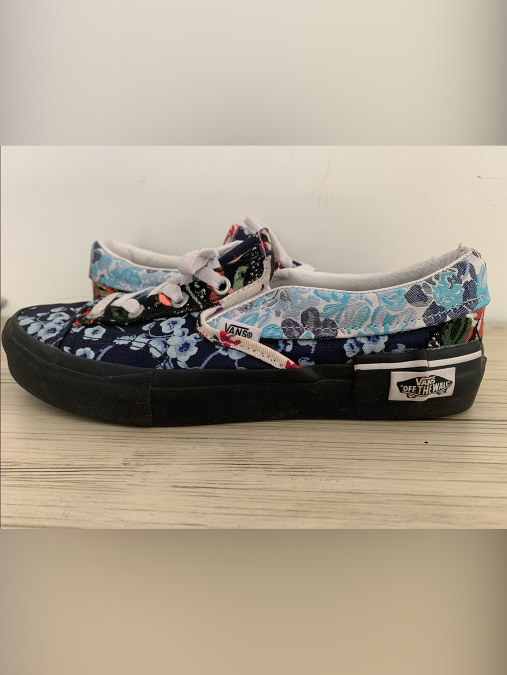Vans Floral Canvas Skate Shoe Navy Light Blue Size 7/8.5